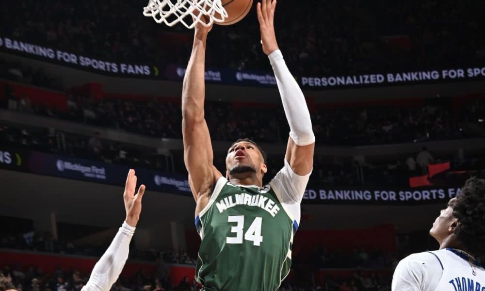 Bucks, healthy Giannis gear up for Pacers rematch