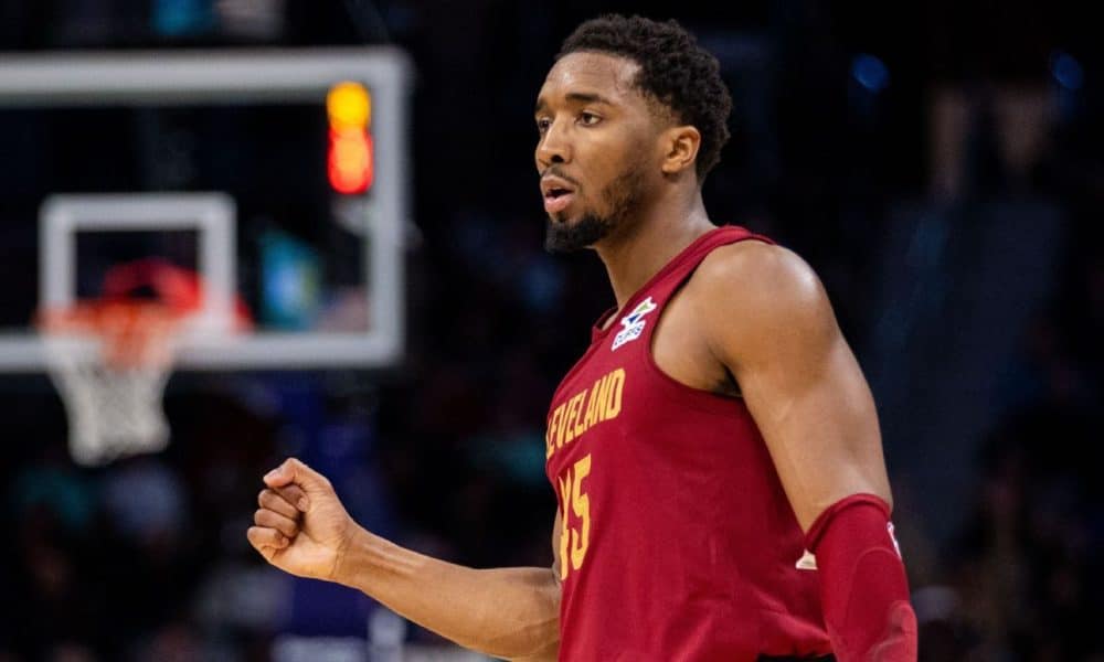 Cavs expect Mitchell (ankle) to return for playoffs