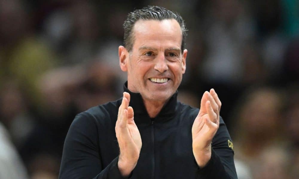 Cavs' Atkinson named Coach of the Year by peers