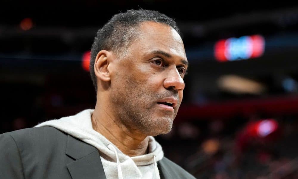 Source: Pelicans hire Wizards' Weaver as GM