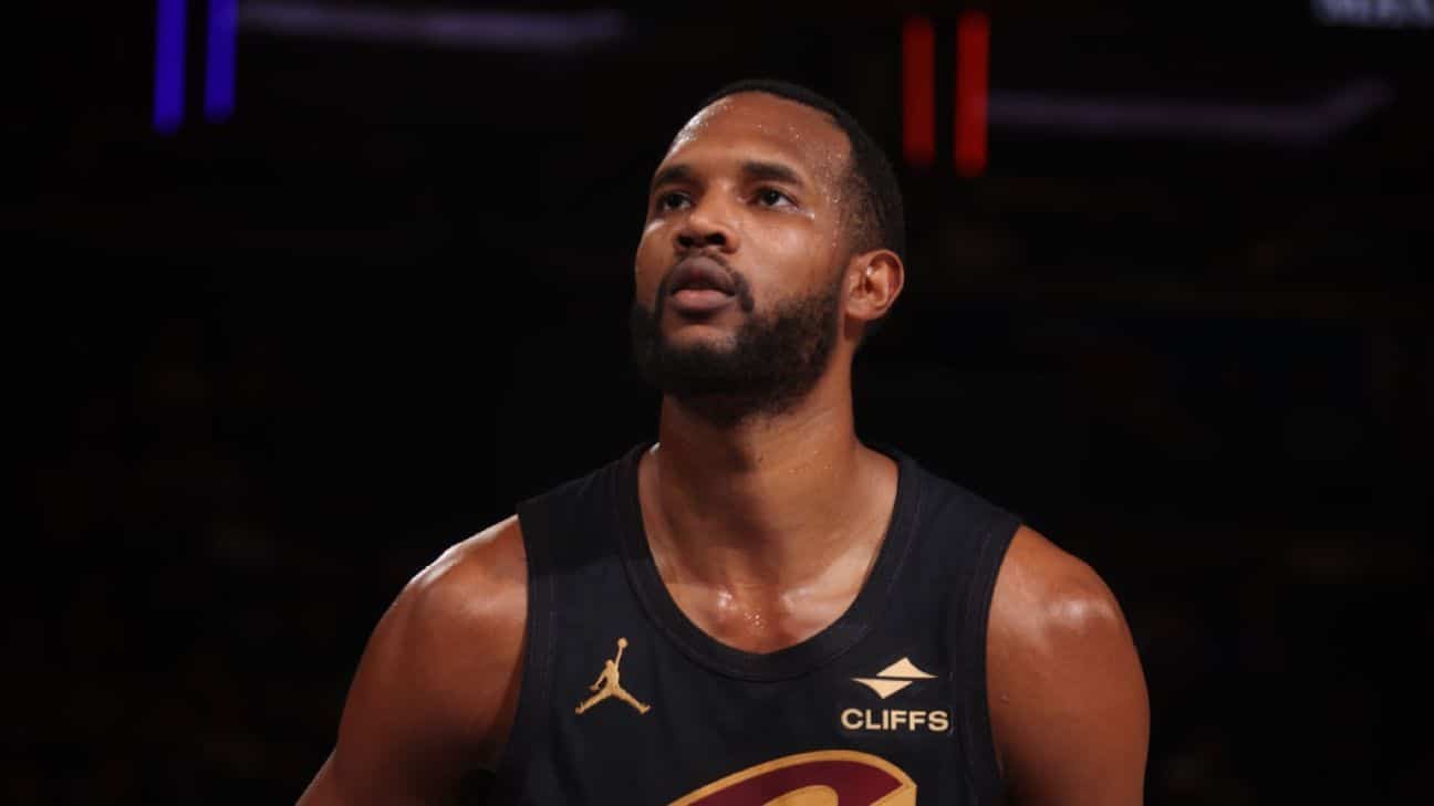 Cavaliers' Mobley emerges with DPOY honors
