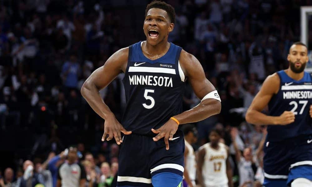 Wolves: Ant leading with prove-'em-wrong attitude