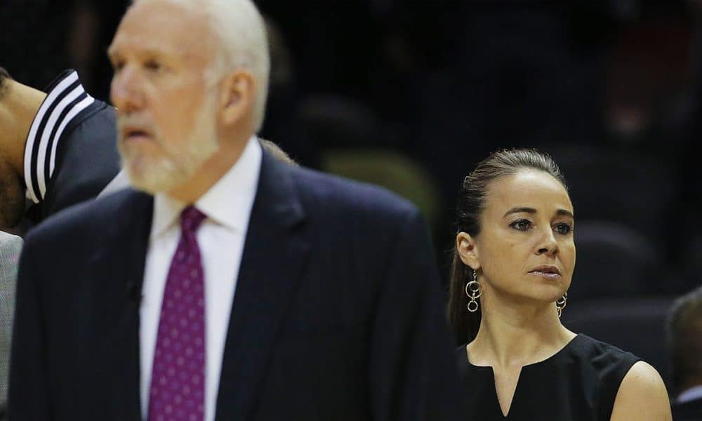 Hammon lauds Popovich, 'super happy' in WNBA