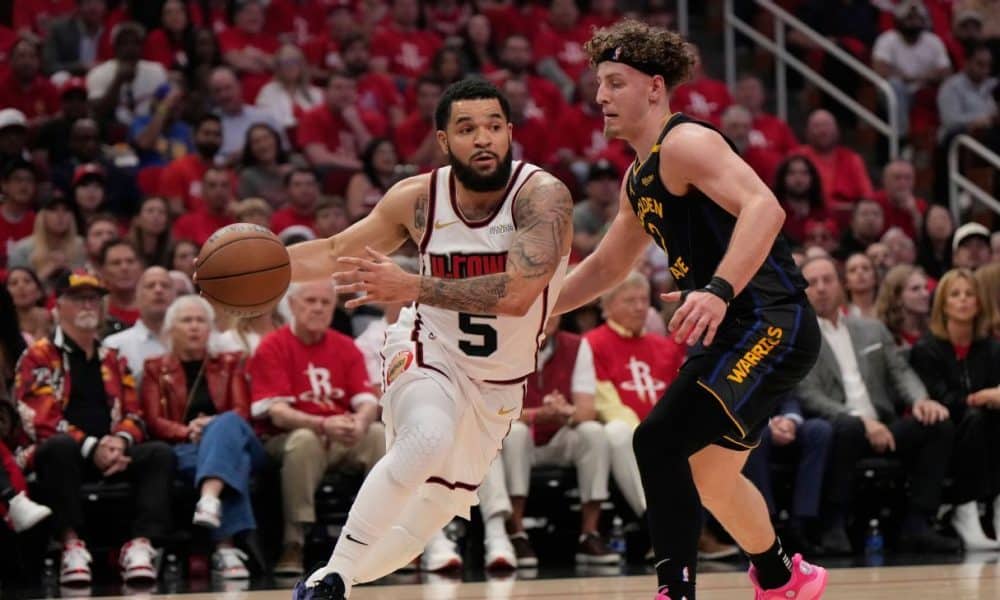 Follow live: Warriors hold slight advantage over Rockets in Game 7 slugfest