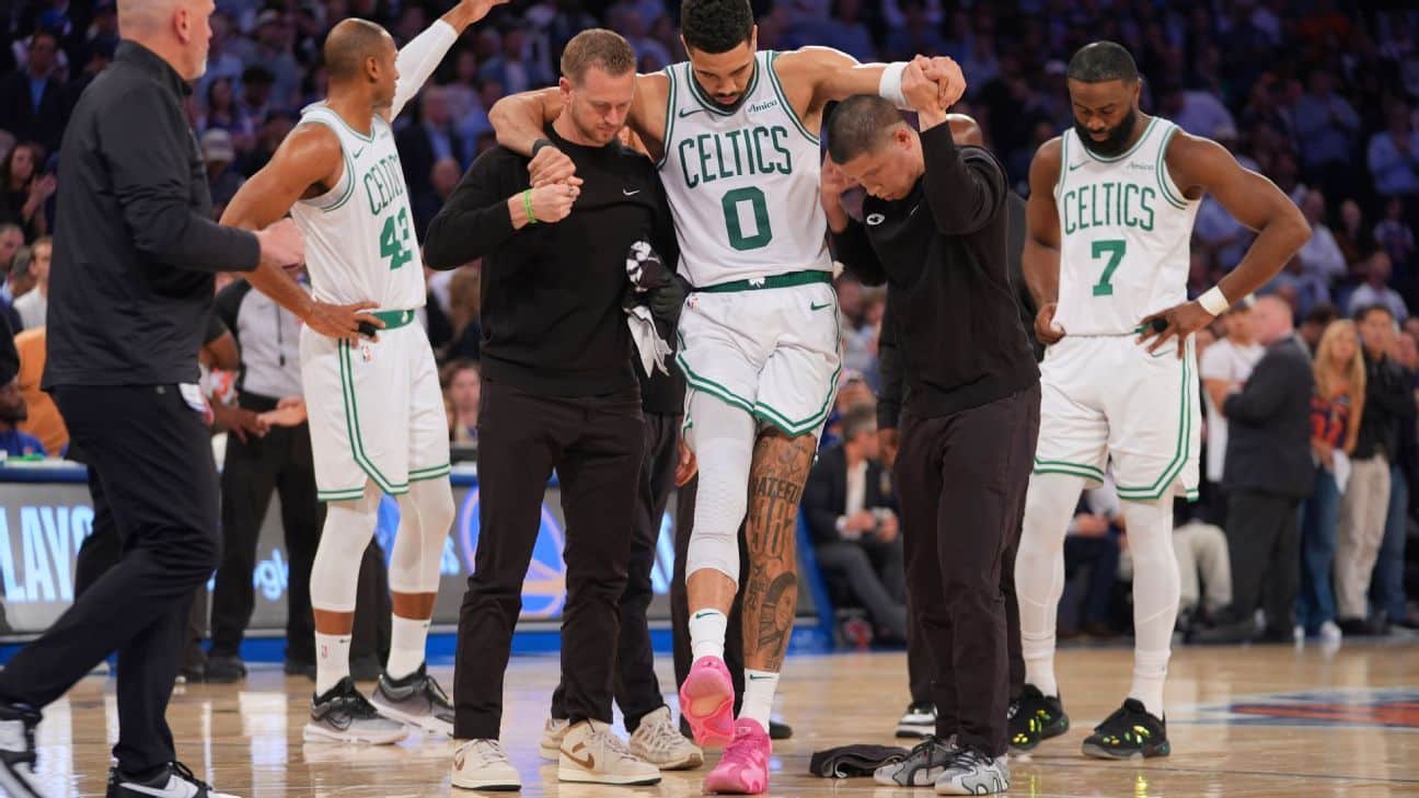 Tatum carried off in Celtics' Game 4 loss; MRI next