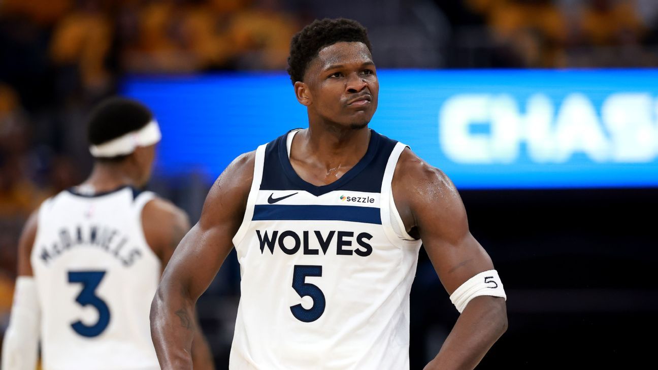 'Was really like that': Anthony Edwards receives autographed jersey from Gary Payton