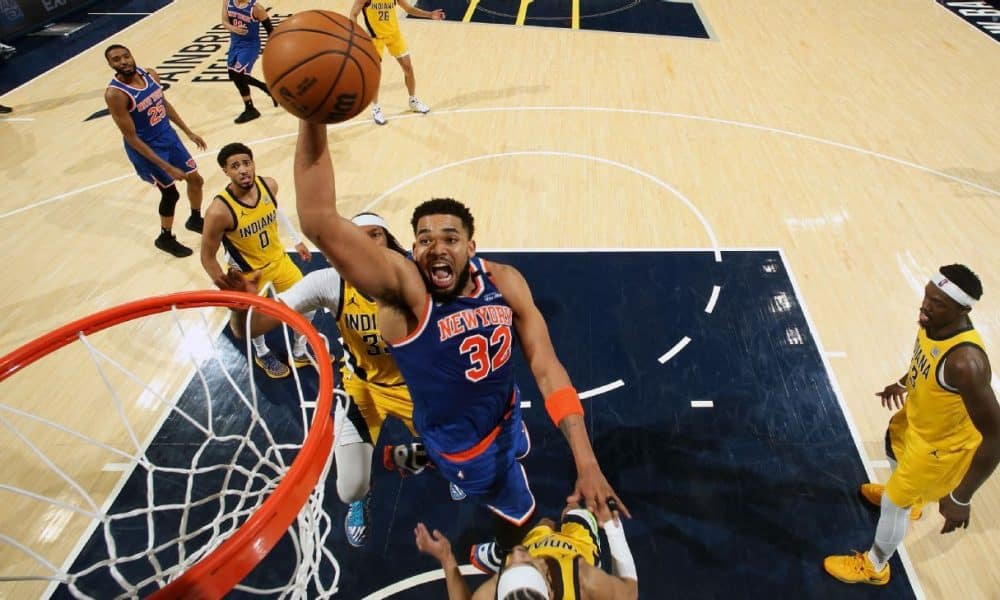 KAT, Knicks charge back from 20 down in Indy