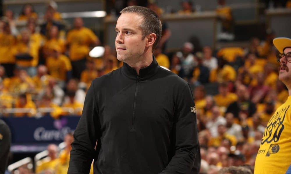Sources: Suns hiring Cavs assistant Ott as coach