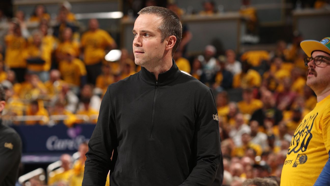 Sources: Suns hiring Cavs assistant Ott as coach