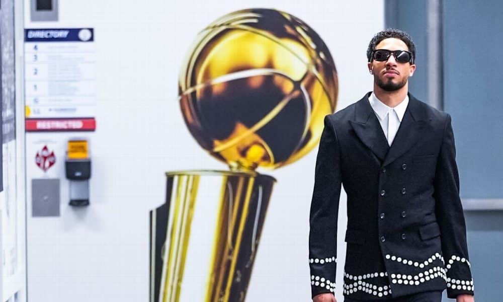 Tyrese Haliburton rocks all-black look with white buttons to lead Game 3 fashion