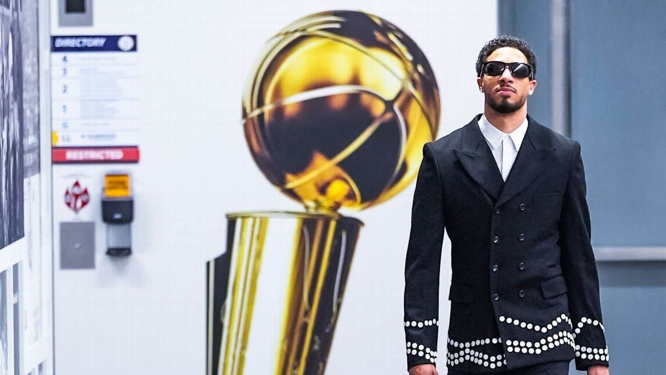 Tyrese Haliburton rocks all-black look with white buttons to lead Game 3 fashion