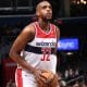 Sources: Wiz's Middleton picks up $33.3M option