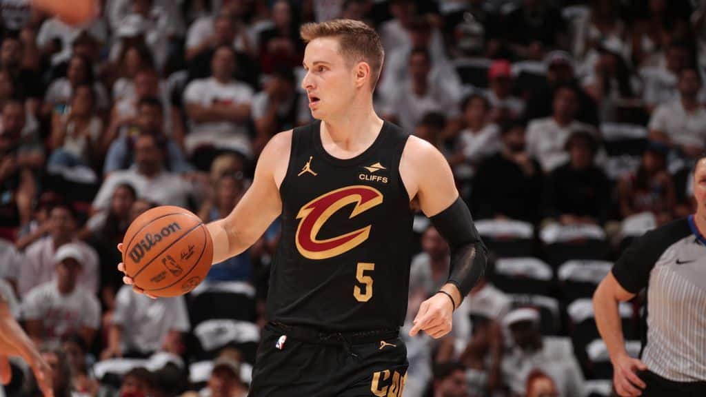 Sources: Merrill to sign 4-year deal with Cavs