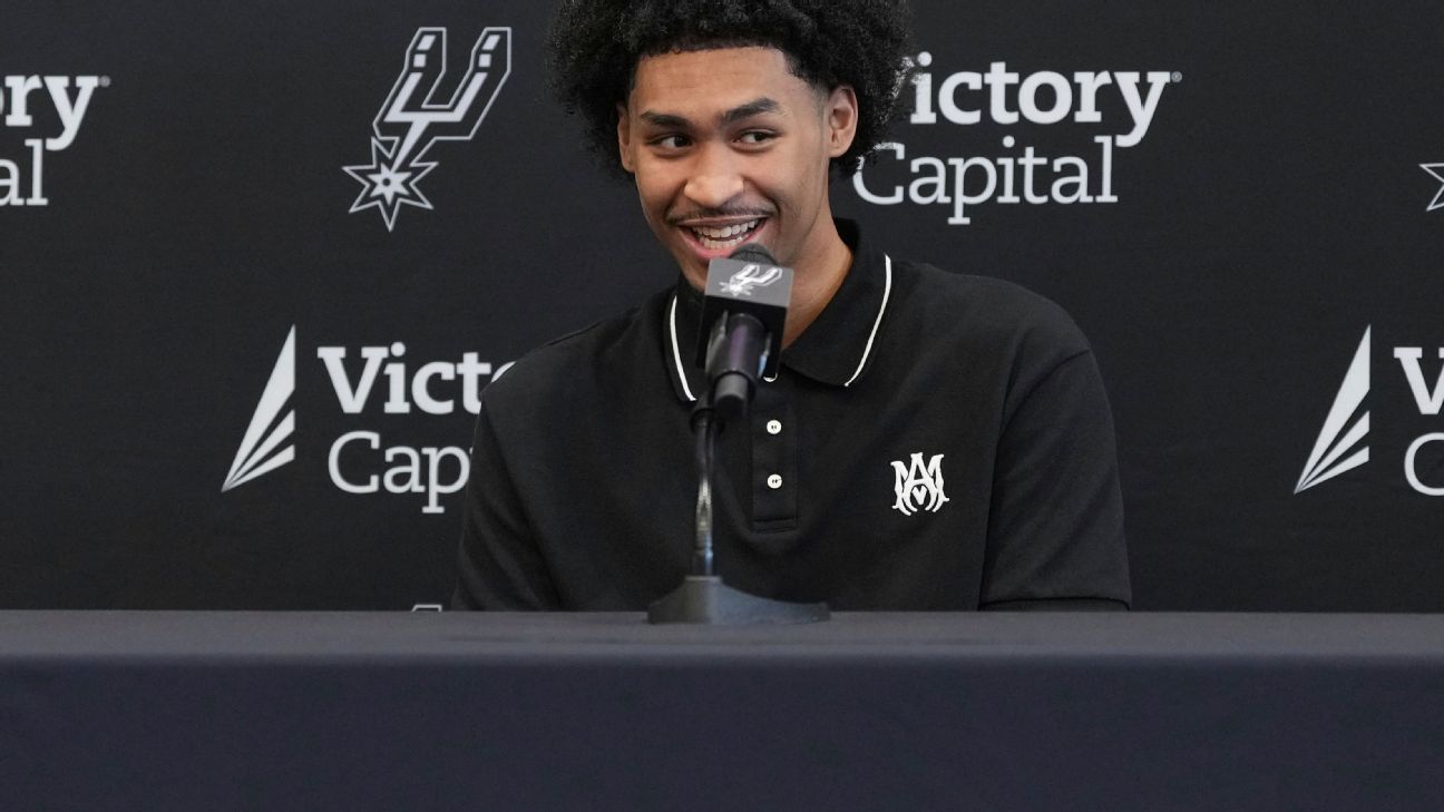 Harper: Spurs will 'make the playoffs' in 2026