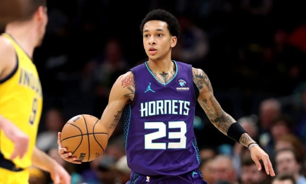 Sources: Mann back to Hornets for 3 years, $24M