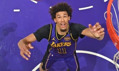 Sources: Lakers to re-sign Hayes on 1-year deal