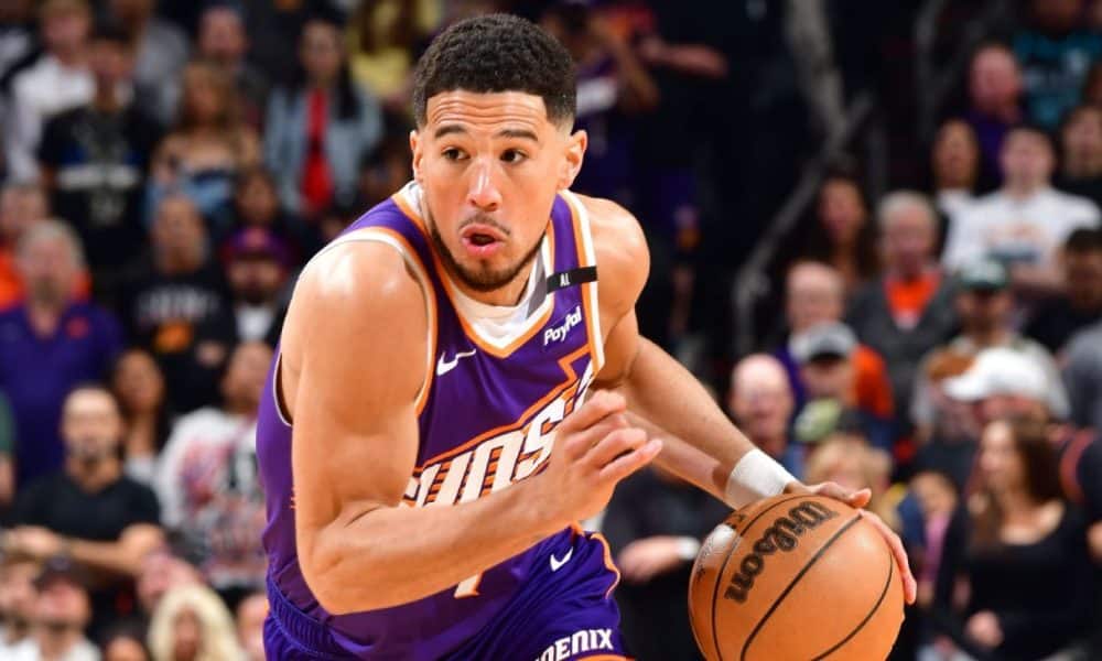 Suns' Booker agrees to historic $145M extension