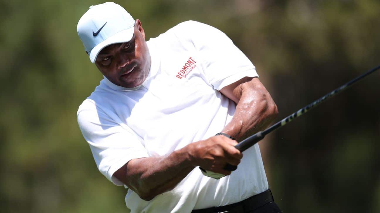 Fore! Barkley is longest shot in celeb golf tourney