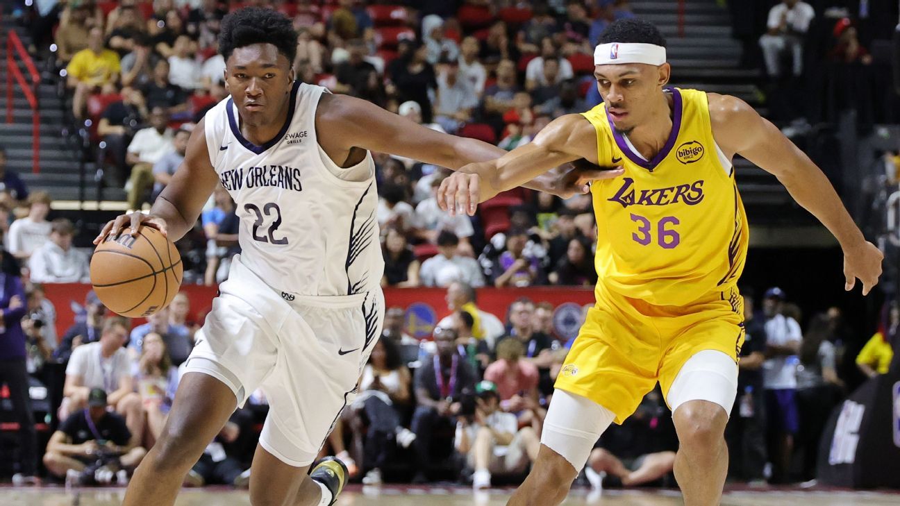 Pelicans' Queen has surgery, out at least 3 months