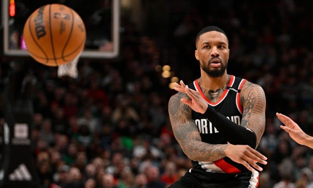 🏀 Lillard is latest star back in familiar surroundings