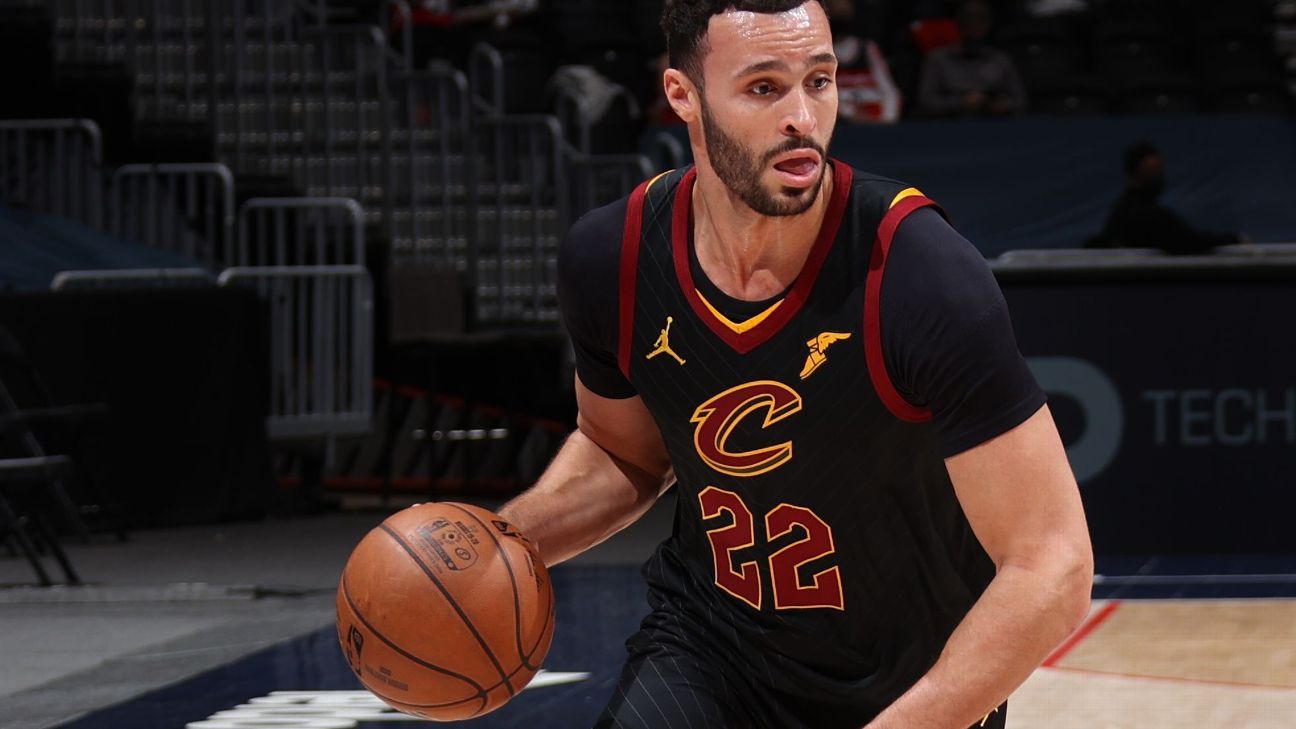 Nance parlays soccer fandom into digital show