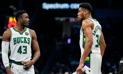 Bucks bring back Giannis' brother on 1-year deal