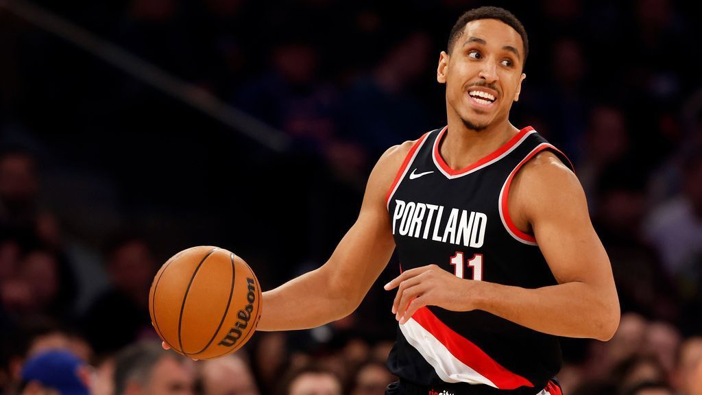 Knicks add Brogdon to backcourt on 1-year deal