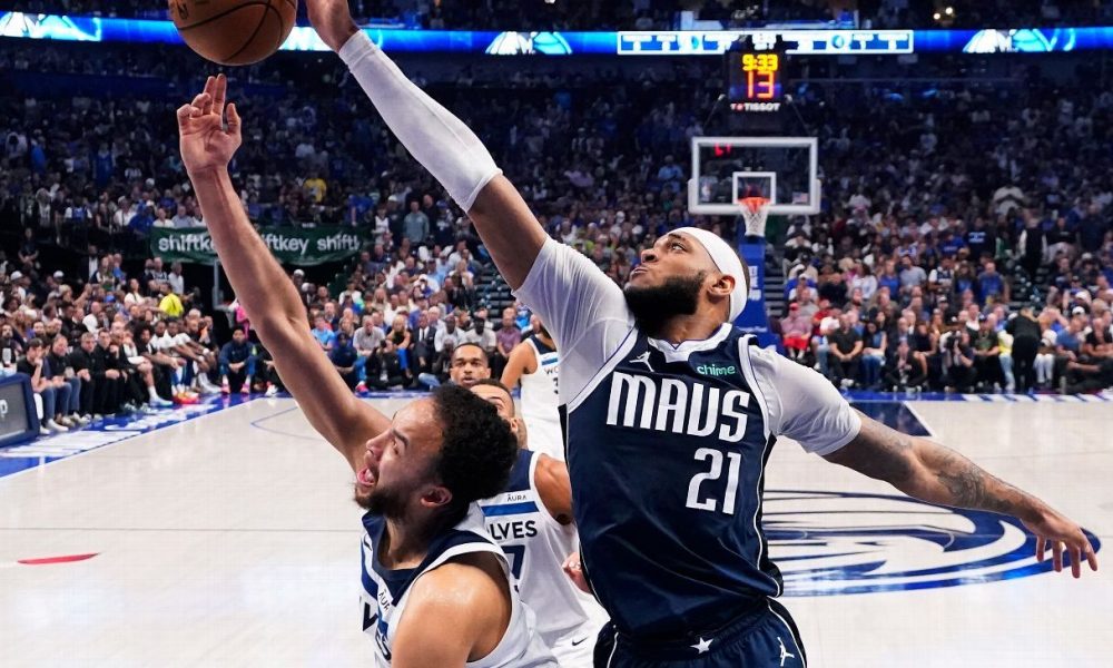 Mavericks' Gafford out 2-3 after spraining ankle