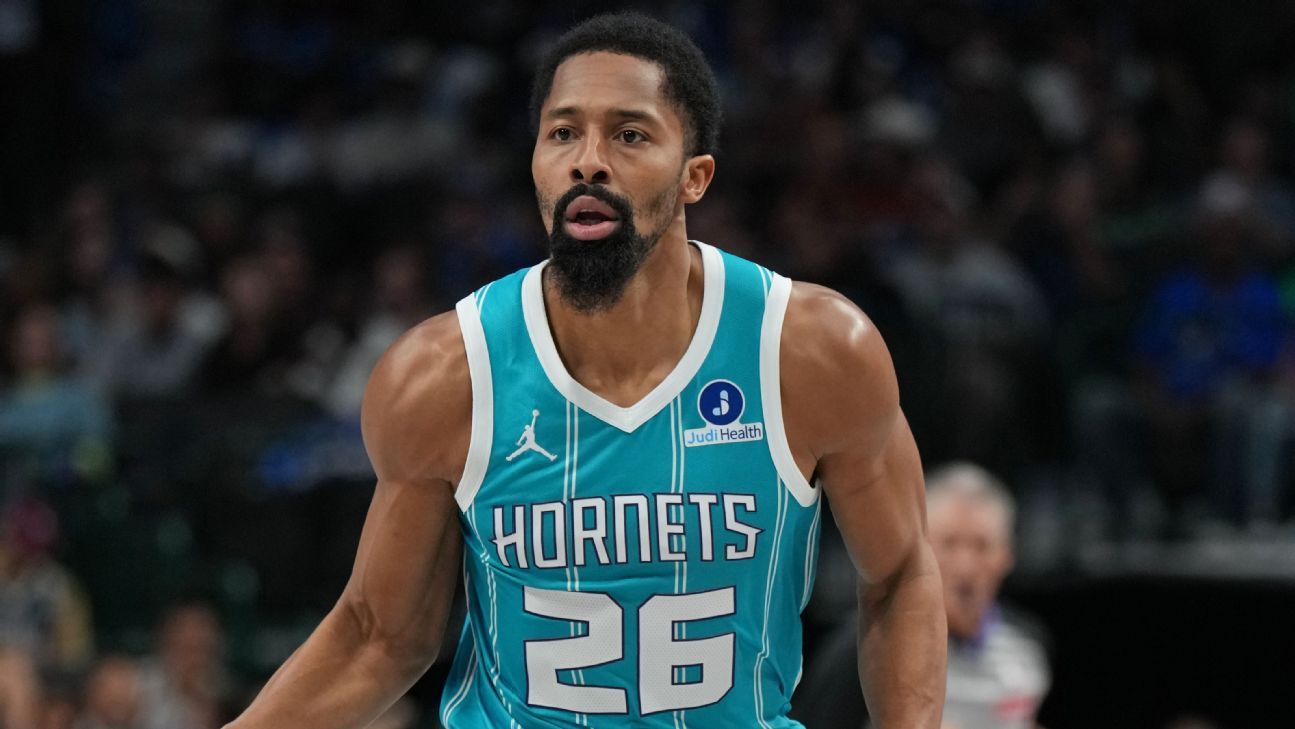 Hornets waive Dinwiddie 3 months after signing