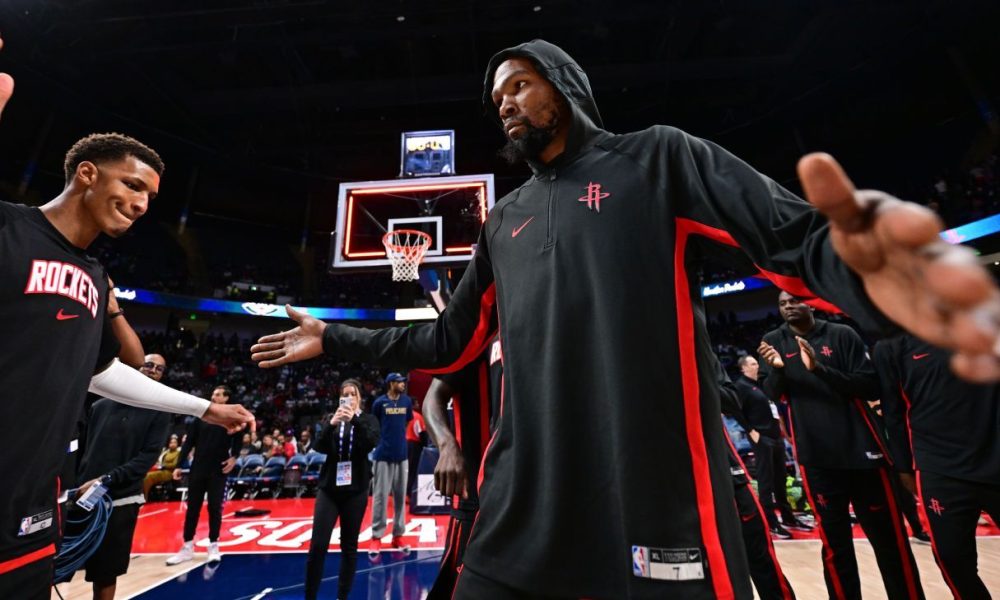 Durant, Rockets agree to 2-year, $90M extension
