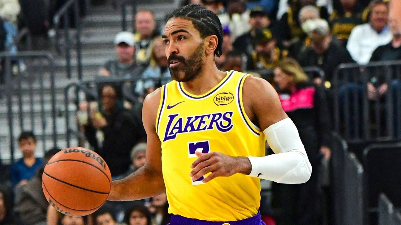 Sources: Lakers' Vincent expected out 2-4 weeks