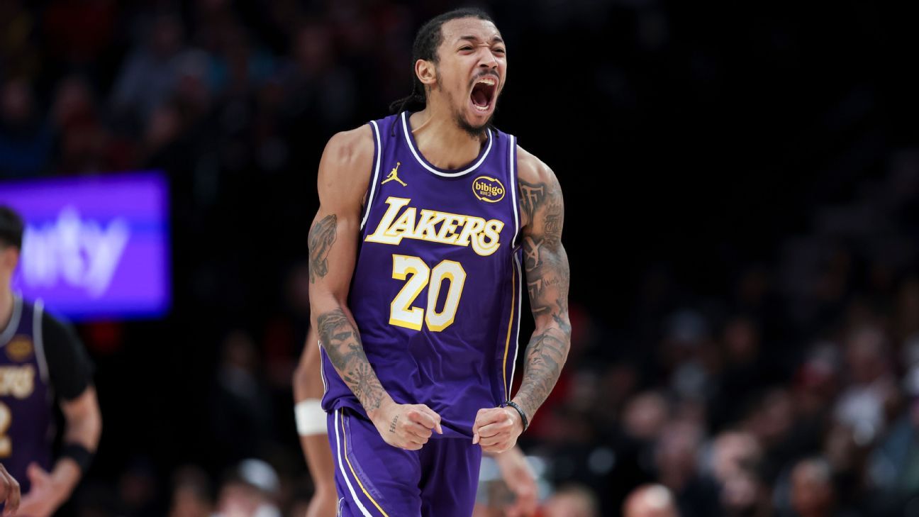 Smith delivers as latest unexpected hero for Lakers