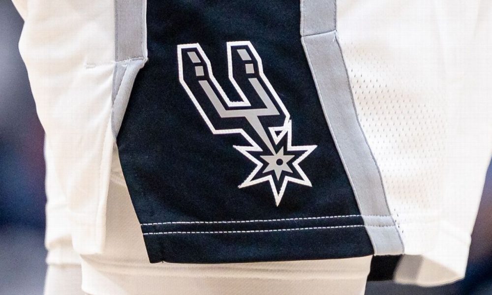 Voters greenlight Spurs' downtown arena proposal