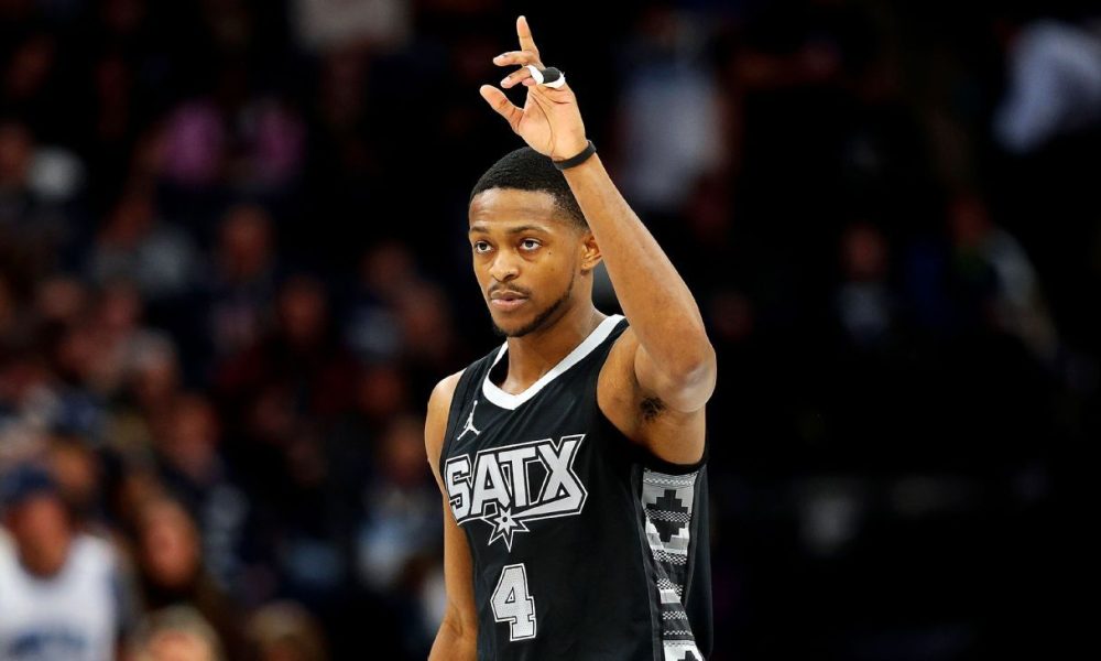 Sources: Spurs' Fox plans season debut vs. Pels