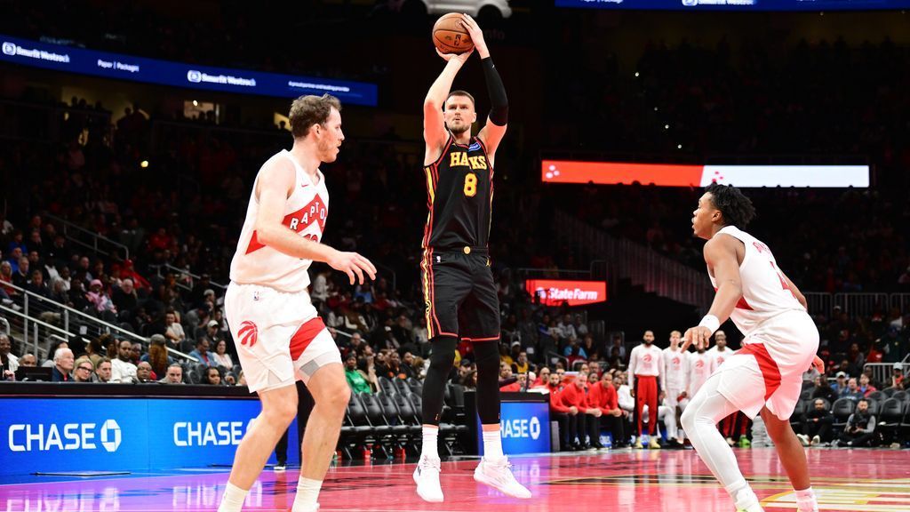 Hawks rule Porzingis out with illness management