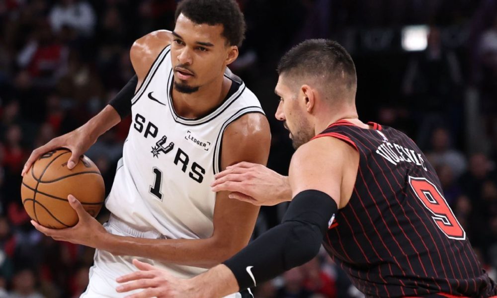 Wemby shows 'finish,' nets 38 as Spurs top Bulls