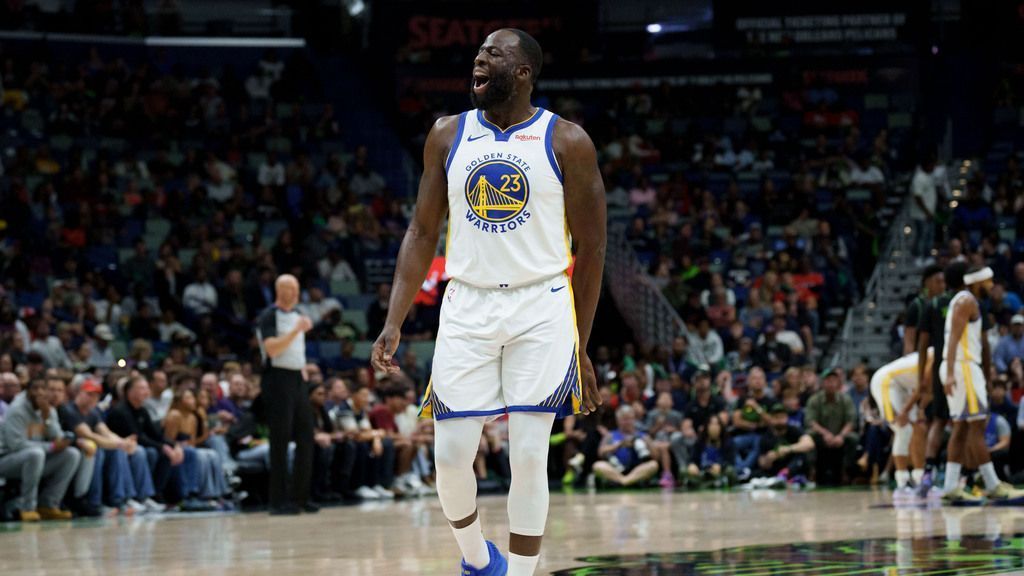 Draymond confronts fan over 'Angel Reese' chant