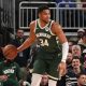 Giannis leaves game with noncontact calf injury