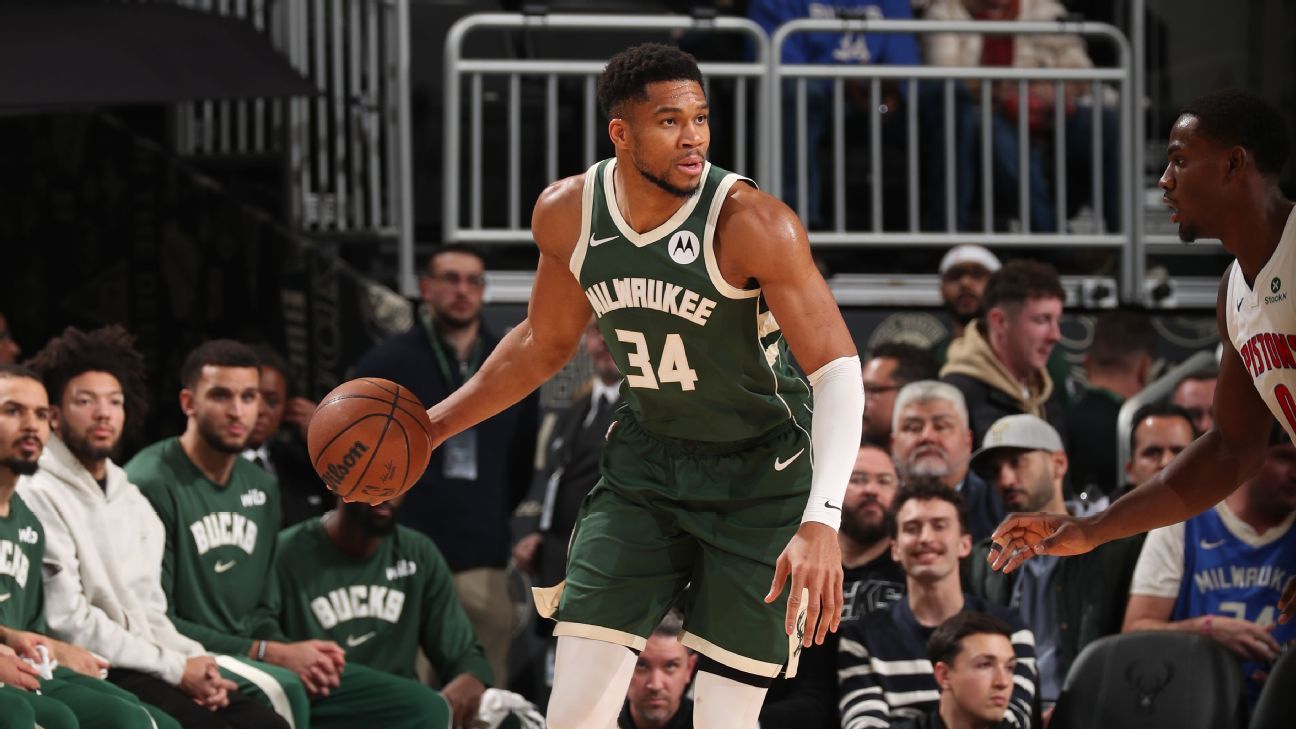 Giannis leaves game with noncontact calf injury