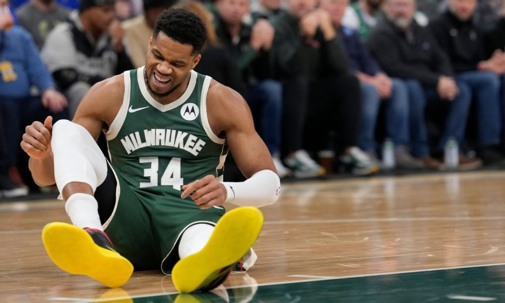 Sources: Giannis (calf strain) out 2 to 4 weeks