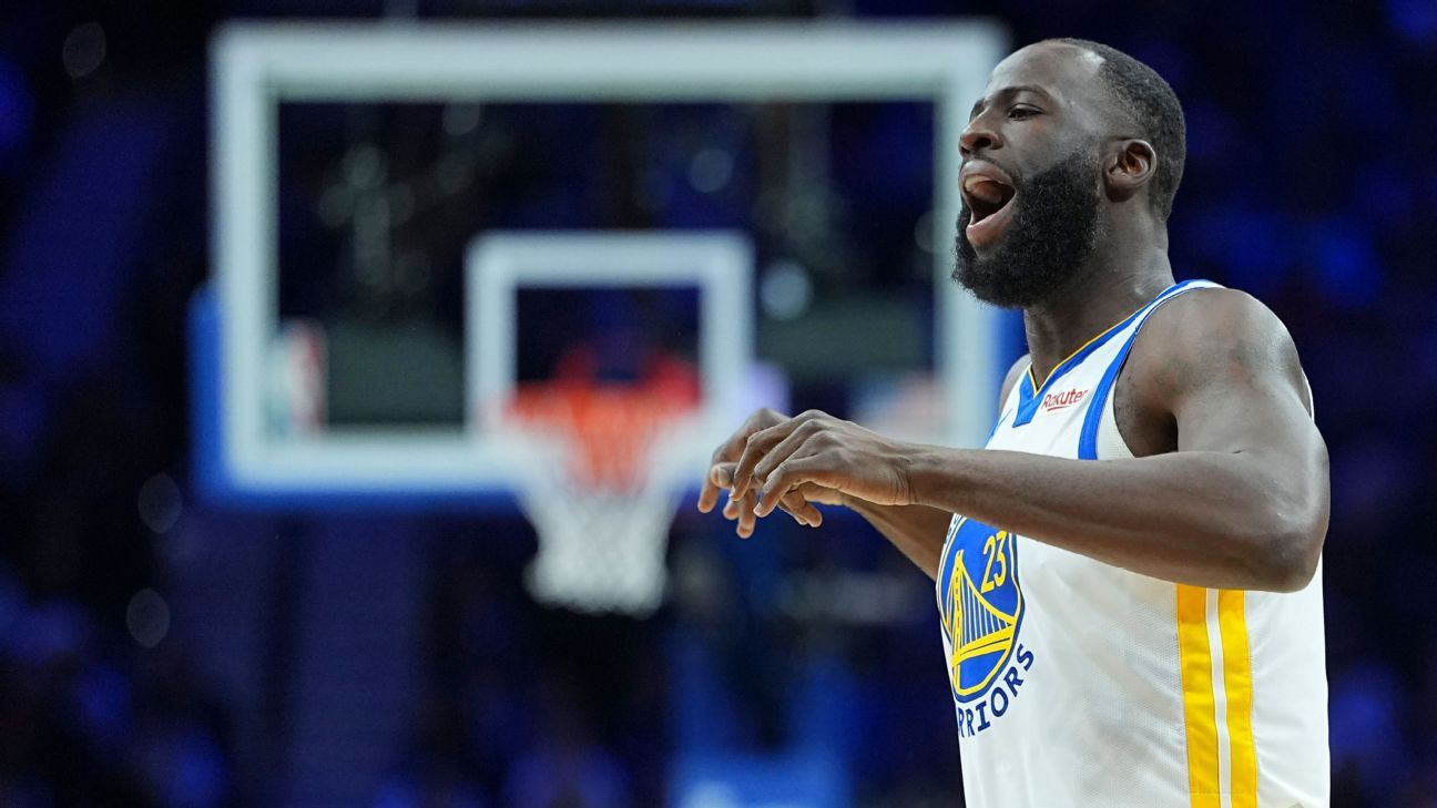 Draymond exits Warriors-Sixers with foot injury