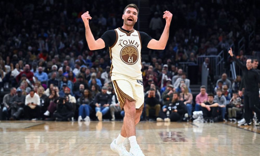 Kerr lauds 'competitor' Spencer after career night