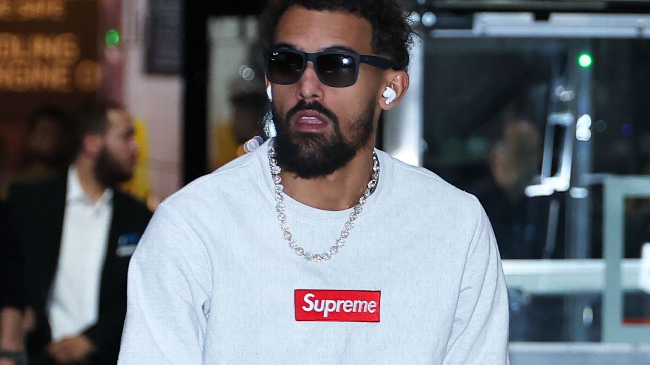 Hawks' Young should return to practice next week