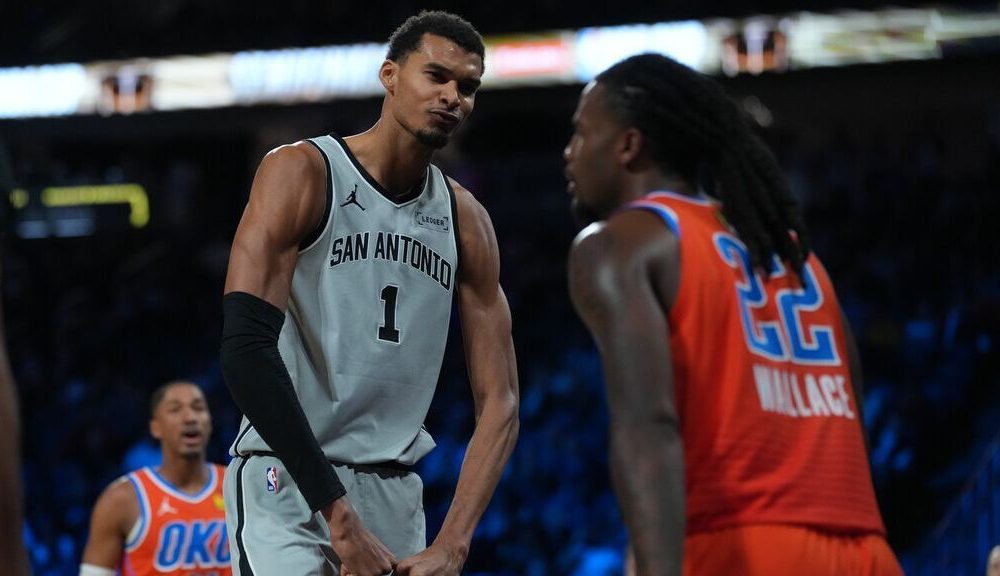 Wemby, Spurs shock Thunder to advance in Cup