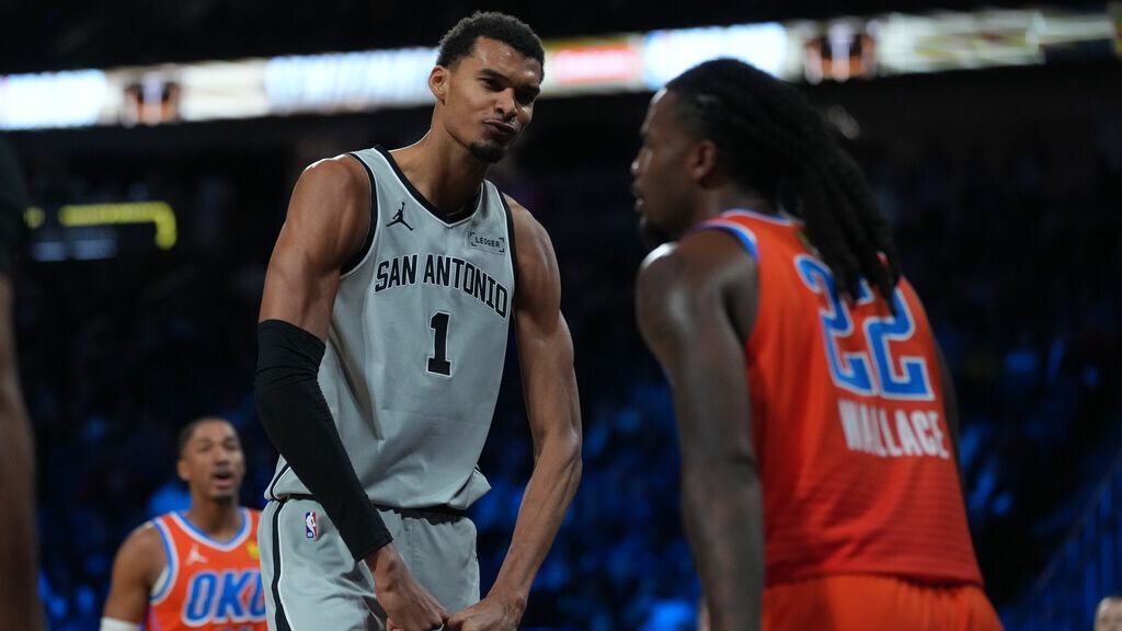 Wemby, Spurs shock Thunder to advance in Cup