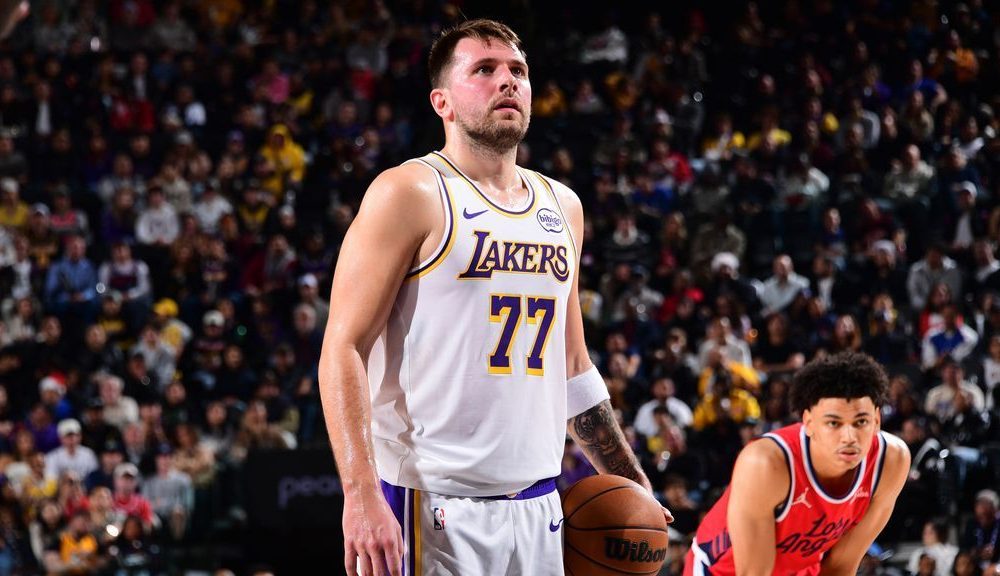 Lakers lose Luka to leg contusion vs. Clippers