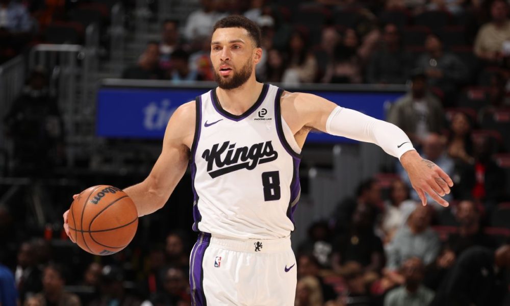 Kings' LaVine returns from ankle injury vs. Bucks