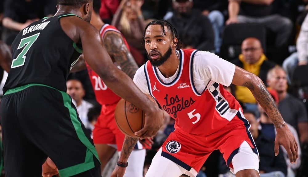 Sources: Clips' Jones out with another MCL sprain