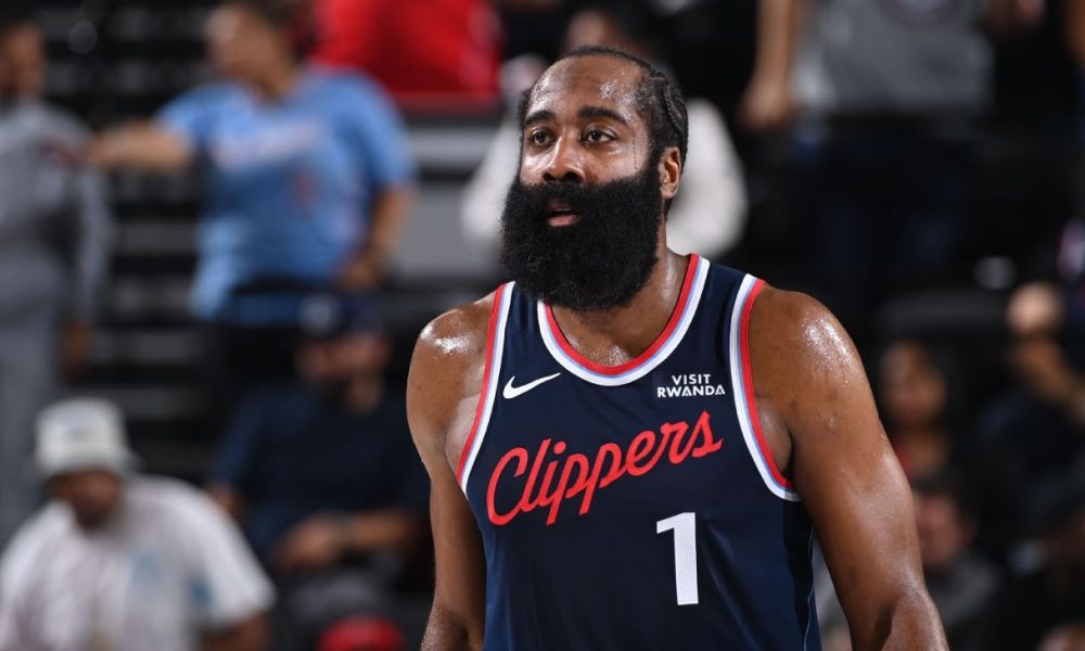Harden sits out for Clippers with shoulder issue