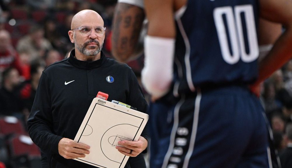 Mavs' Kidd ejected for arguing with ref Foster